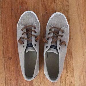 sperry sneakers